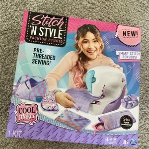 Like new Cool Maker stitch ’n’ style 🤩